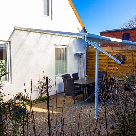 펜션 Luett Hus Erna *